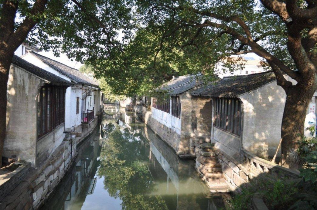 莫兰迪色系